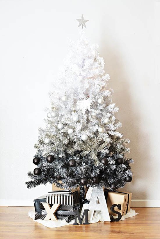 Modern-Style-Christmas-Tree